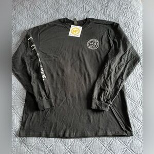 NWT Puppie Love Black Long Sleeve Tshirt. Unisex Large.